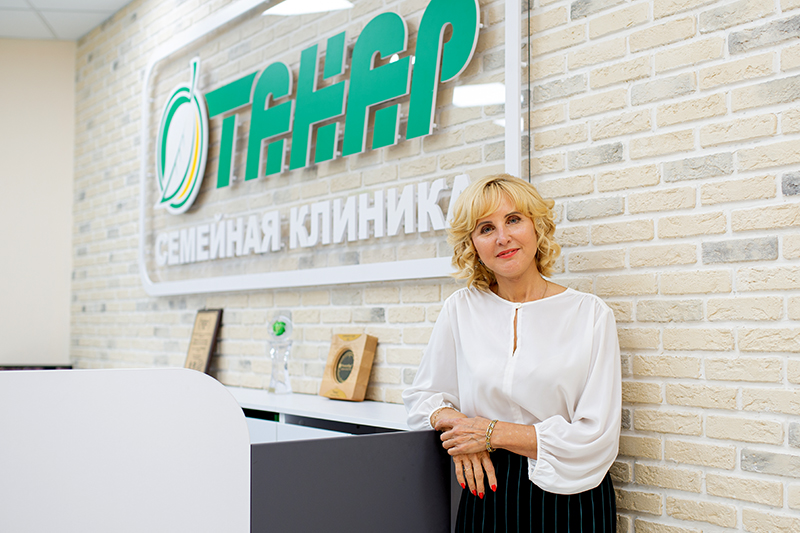 Лариса Танова